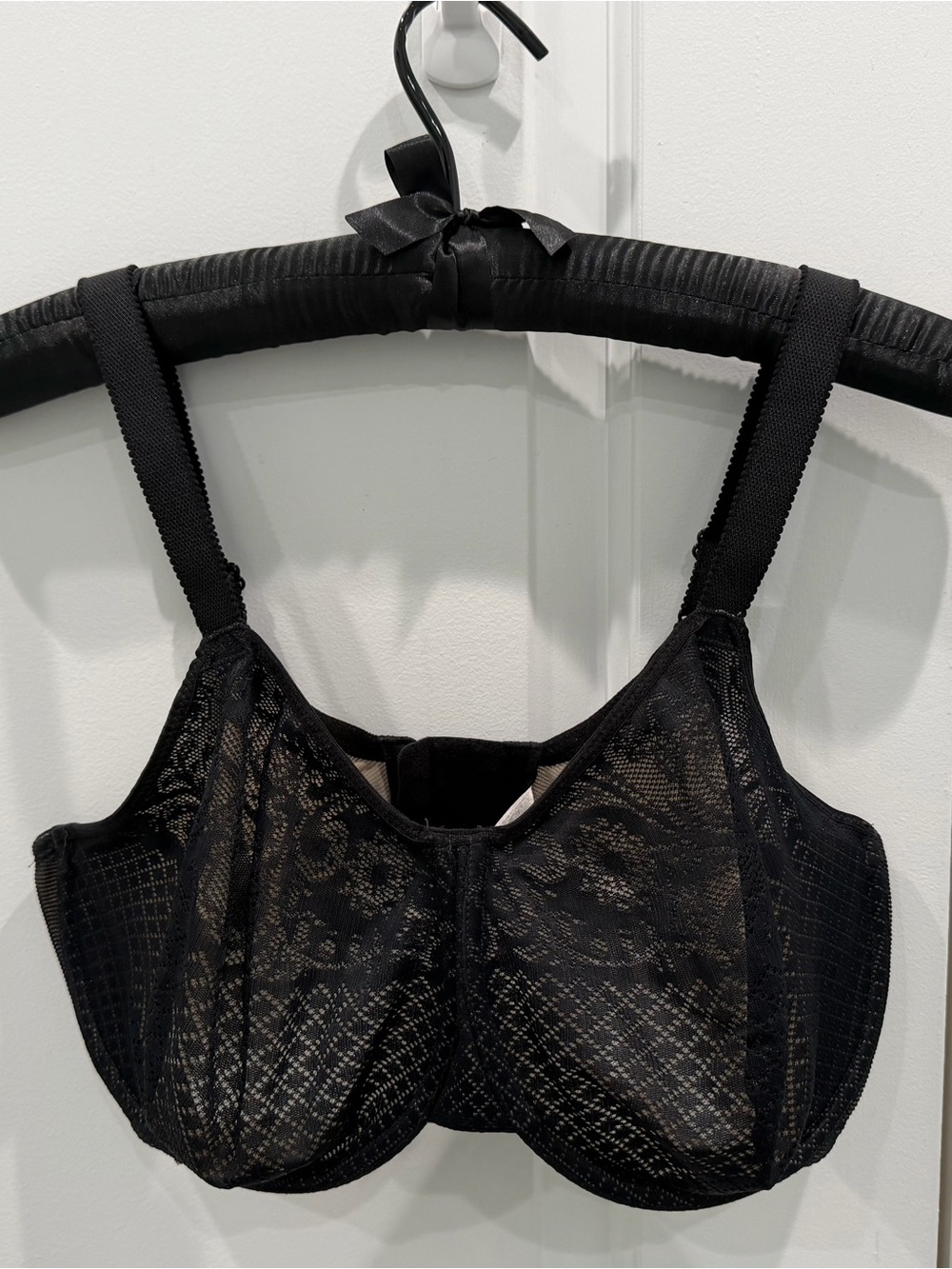Wacoal Black Lace Full-Coverage Underwire Bra